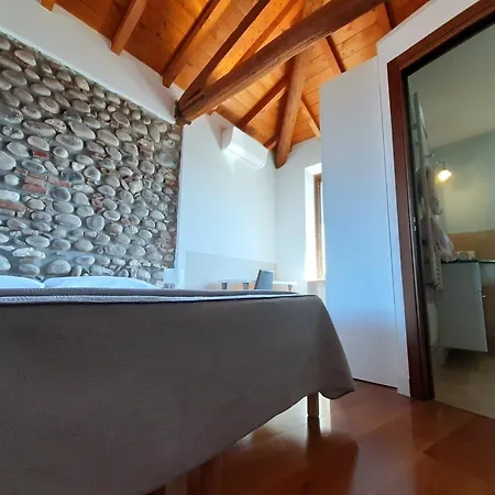 Konukevi Danieli *